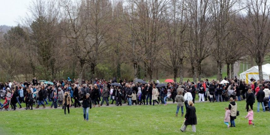 Un millier de personnes avait défilé après la révélation de viols d'écoliers par le directeur d'une école de la ville le 28 mars dernier.