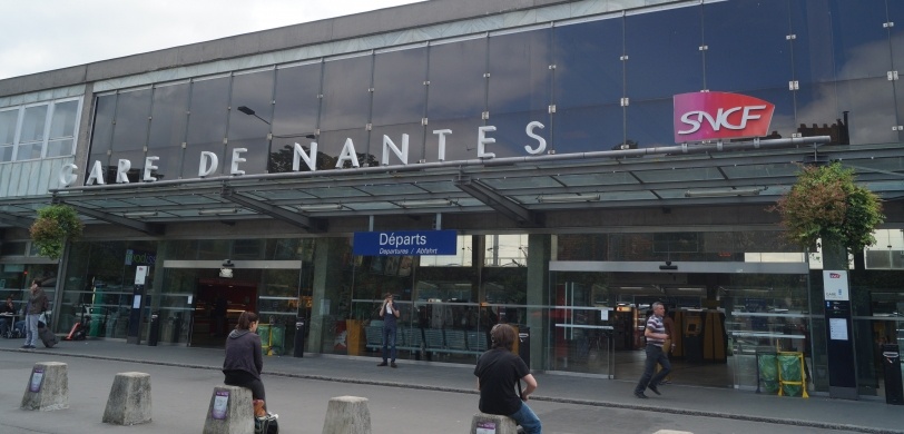 Le suspect a été interpellé dimanche à l'arrivée de son train en gare de Nantes.
