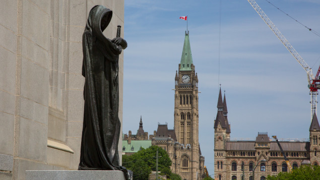 La Cour suprême du Canada a dévoilé les raisons pour lesquelles elle a rejeté les accusations d'agression sexuelle contre une femme de 35 ans qui a eu une relation sexuelle avec un adolescent de 14 ans. Photo : Radio-Canada/Mike dePaul
