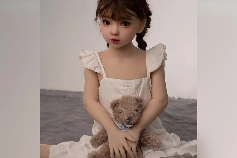 Avesnes-sur-Helpe | Un pédo rattrapé par l’achat d’une poupée sexuelle